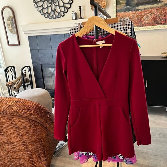 Silence + Noise Romper Womens Size Medium Cranberry Burgundy Long Sleeve Pockets - Picture 16 of 16